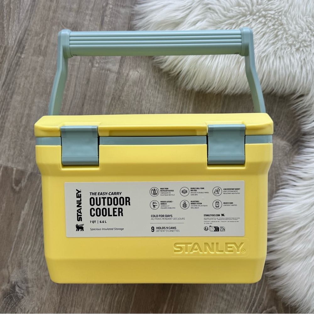 💛 STANLEY Easy-Carry Outdoor Cooler 7 QT Pomelo - Picture 4 of 16